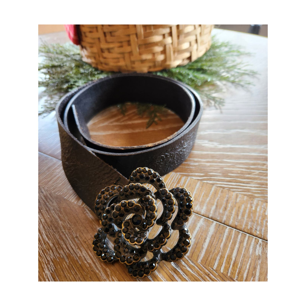 Fossil Genuine Leather Black Belt with Flower detail Medium